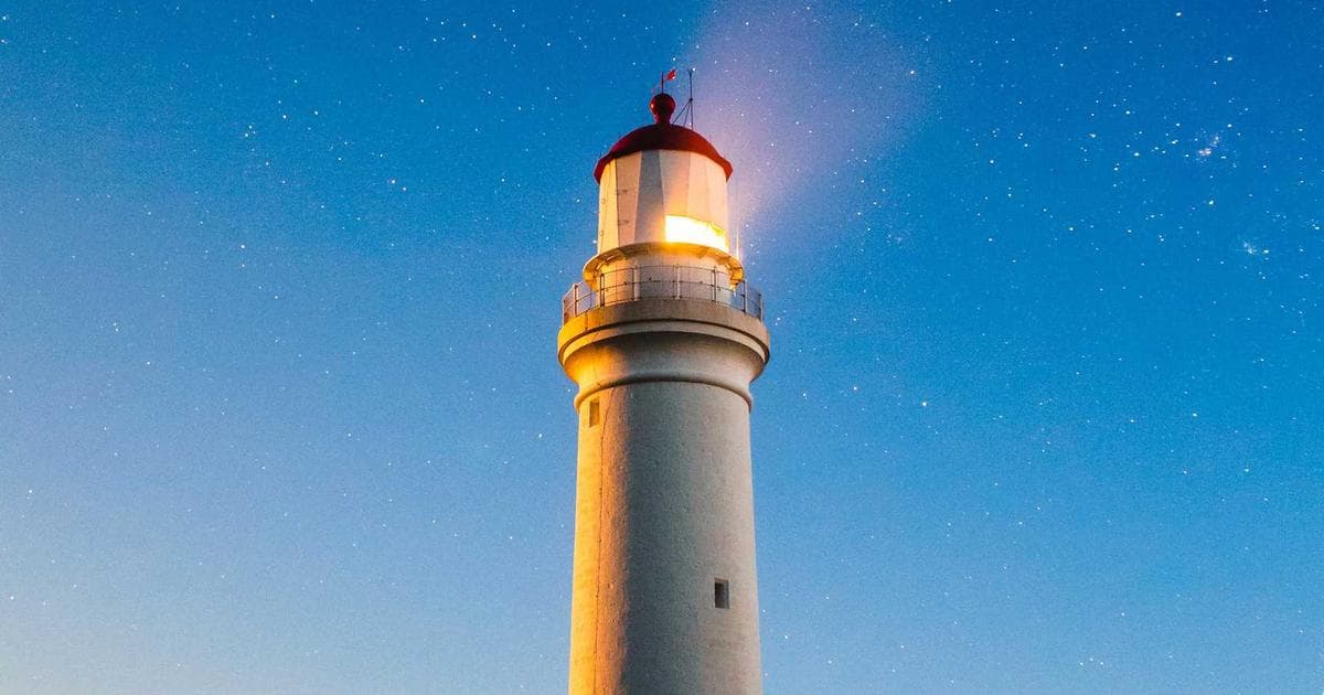 AI Writing for Real Estate Agents: Listings, Emails, and Social Posts